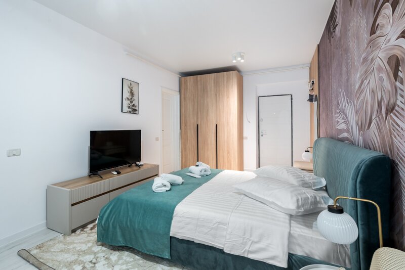 Central Address - mobilat si utilat designer - prima inchiriere